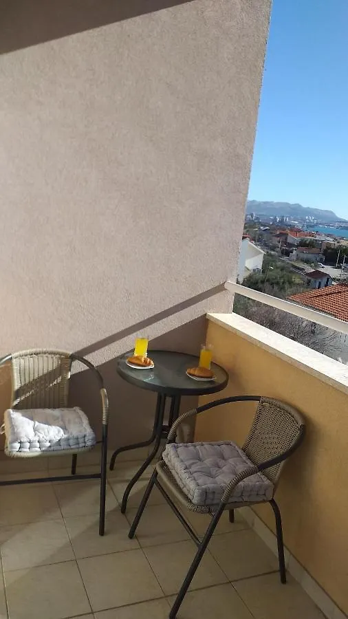 Apartment Palada Kastela