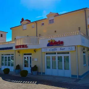 Adria Hotell